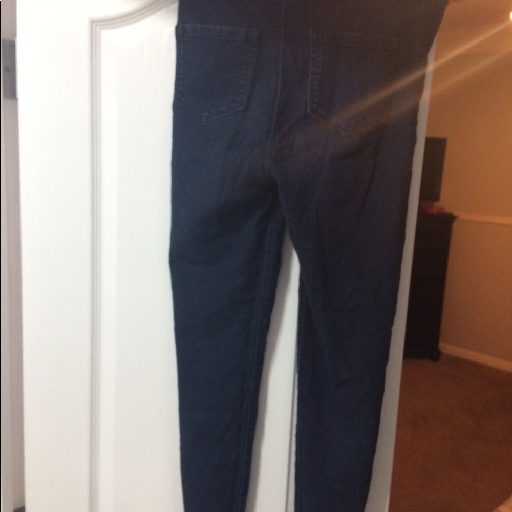Jeans - Picture 2 of 2
